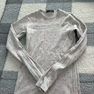 Brandy Melville Gray Floral Longsleeve